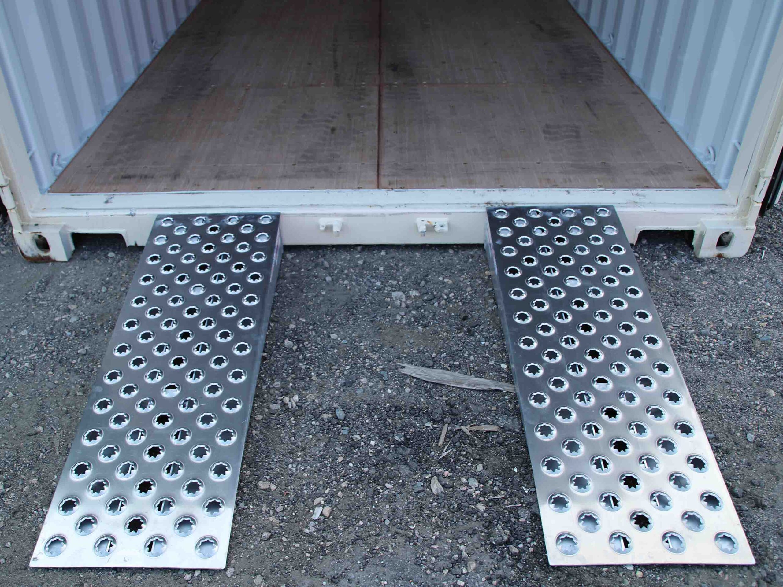 16″ x 48″ Aluminum Punch Plate Wedge (2 Ramp Set) - Image 5