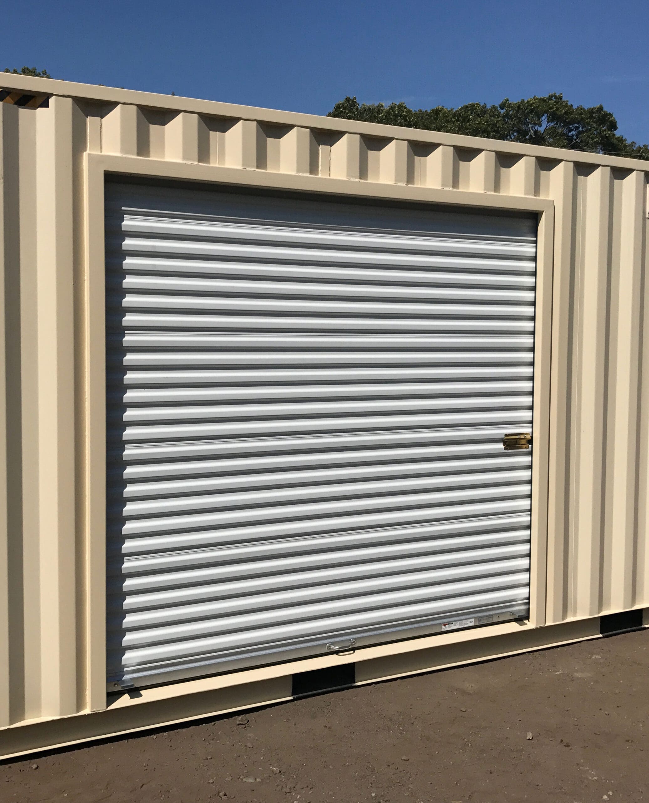 8′ Wide x 6′ 4″ Tall Roll Door In Container Side