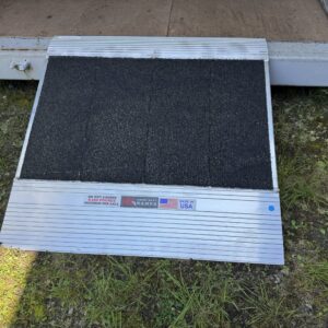36″ x 36″ Aluminum Grit Coat Container Ramp-8000 LB AXLE LIMIT